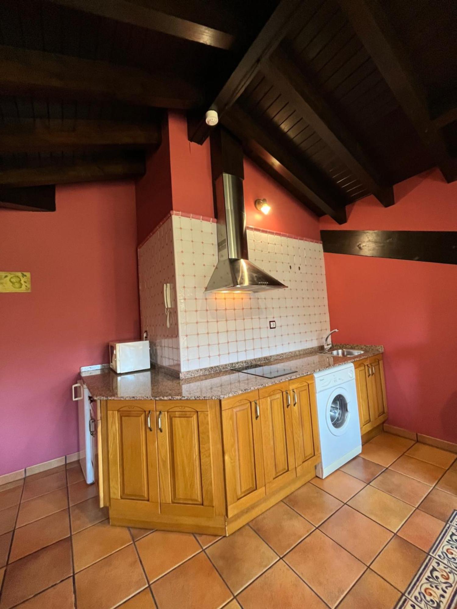 Apartamentos Turisticos Paseo De La Alameda Villaviciosa  Dış mekan fotoğraf